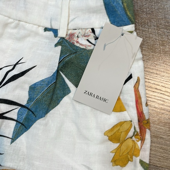 Zara floral shorts - Picture 2 of 2